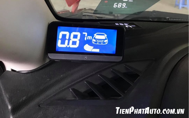 Lắp cảm biến va chạm cho xe Toyota Raize