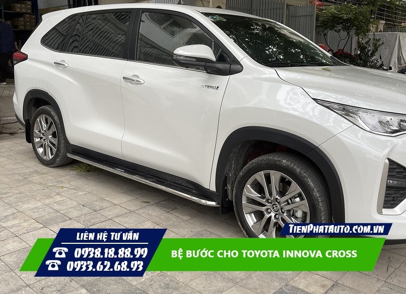 Bệ Bước Chân Toyota Innova Cross