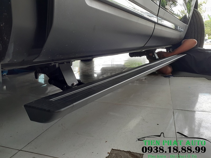 Bệ Bước Điện Cho Xe Ford Explorer 2020
