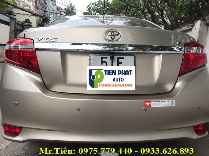 Cảm Biến Lùi 4 Mắt Cho Xe Ô Tô Toyota Vios