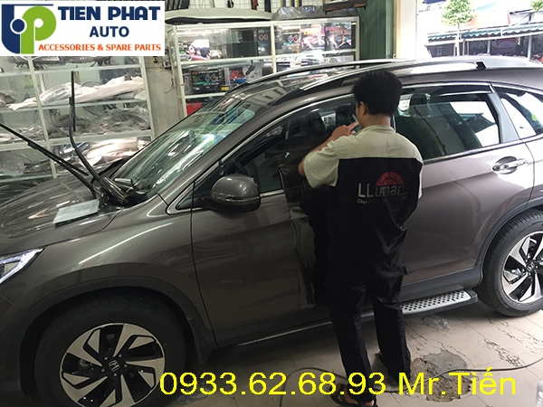 Dán Phim Cách Nhiệt Cao Cấp Cho Xe Huyndai Santafe tại Tiến Phát Auto
