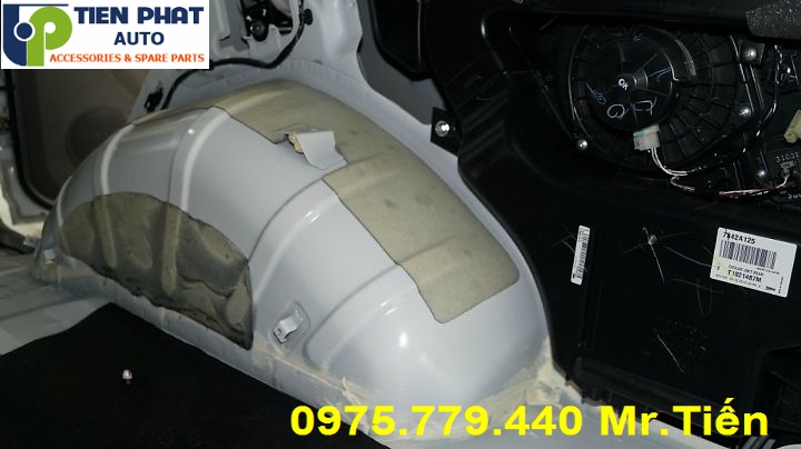 Dịch Vụ Dán Chống Ồn Cách Âm Cho Xe Toyota Vios Làm Tận Nơi