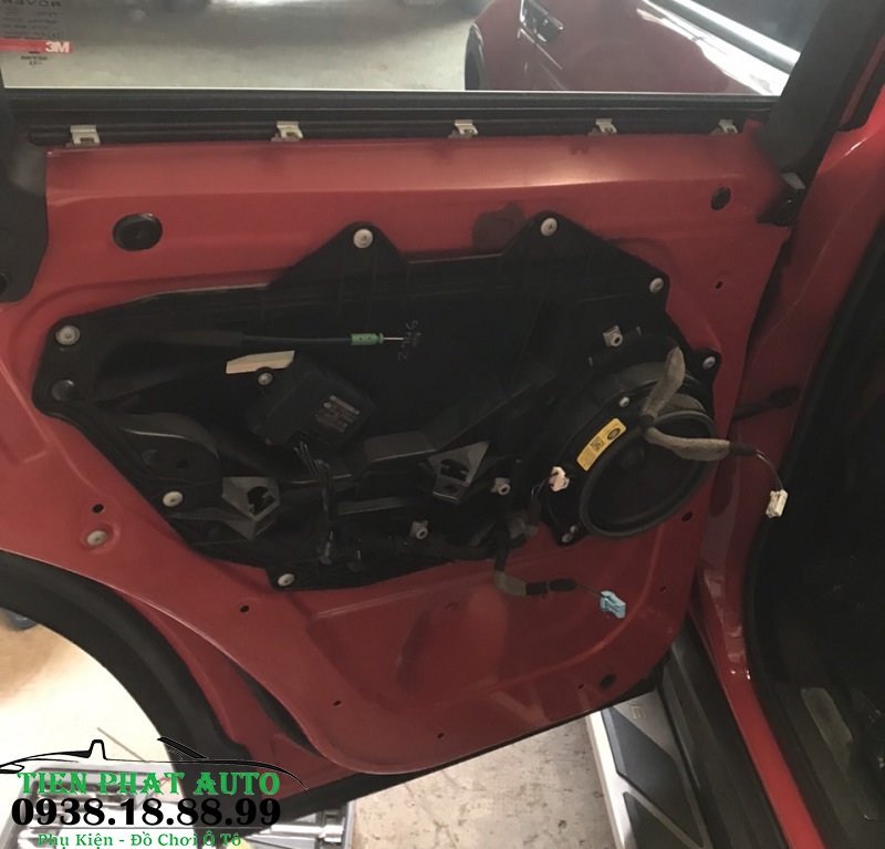 Độ Cửa Hít Cho Xe Range Rover