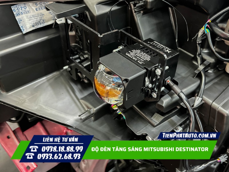 Độ Đèn Mitsubishi Destinator