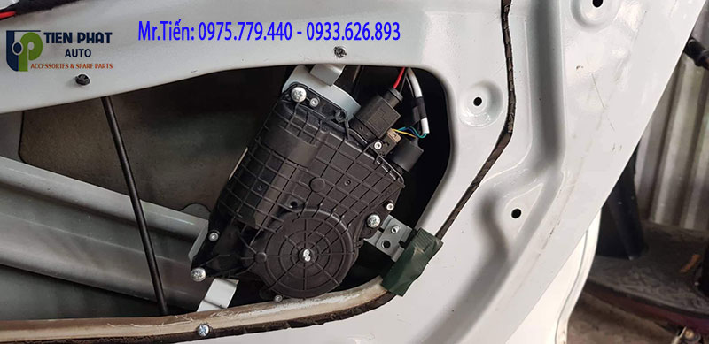 Lên Cửa Hít Tự Động Cho Xe BMW 523i