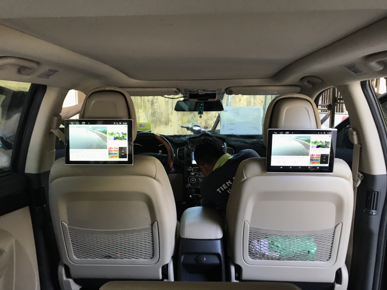 MÀN HÌNH GỐI ĐẦU Ô TÔ ANDROID CHO SORENTO