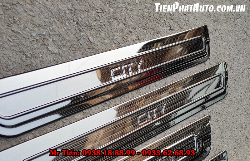 Nẹp Chống Trầy Bước Chân Và Cốp Sau Honda City 2021