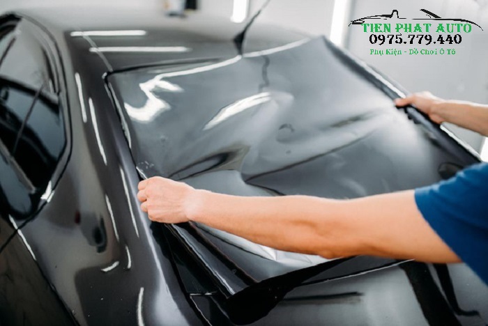Những Điều Cần Lưu Ý Khi Dán Phim Cách Nhiệt Cho Ô Tô