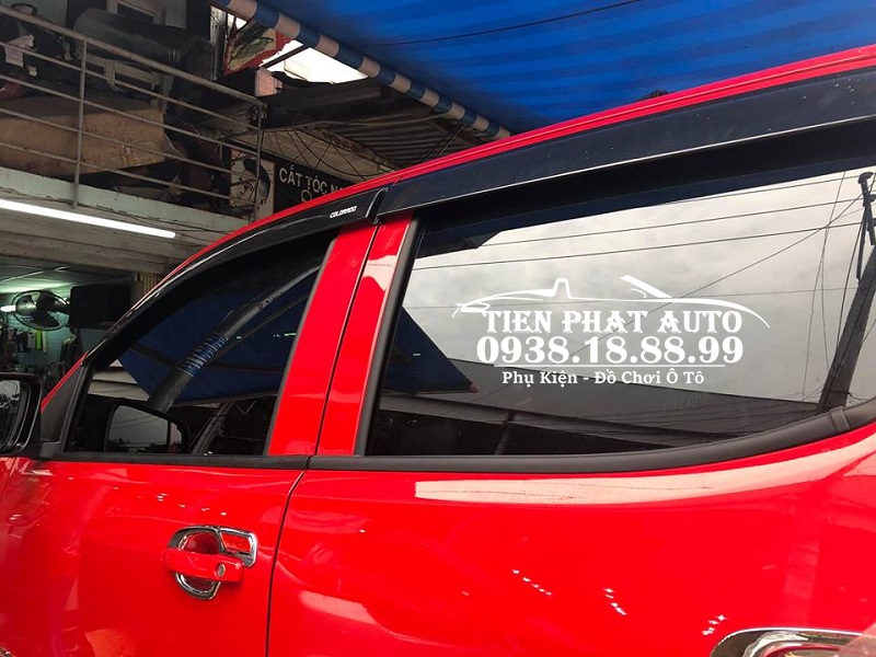 Vè Che Mưa Cho Xe Chevrolet Colorado